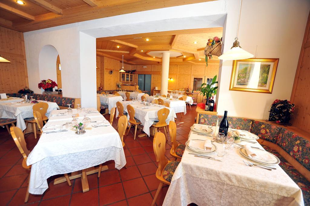 Hotel Capitani Bormio Exterior foto