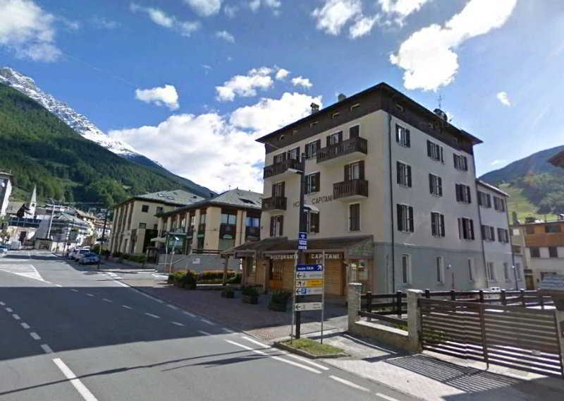 Hotel Capitani Bormio Exterior foto